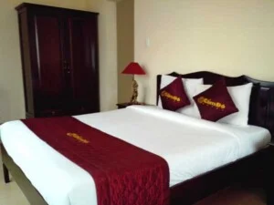 Khách Sạn Cẩm Đô