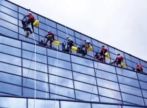 Công Ty TNHH ADEN Services