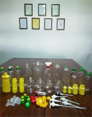 Công Ty TNHH Sản Xuất Thương Mại Dịch Vụ Nhựa Vàng