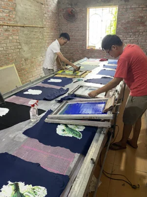 Dạy Nghề In Lụa Văn Nguyễn