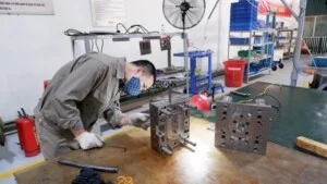 Chi Nhánh Bình Dương – Công Ty TNHH Nhựa Lam Hồng