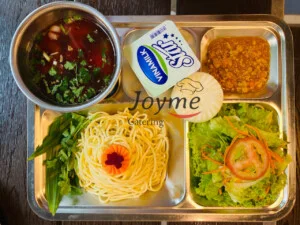 Suất Ăn Công Nghiệp Joyme – Công Ty TNHH Life Bridge Việt Nam
