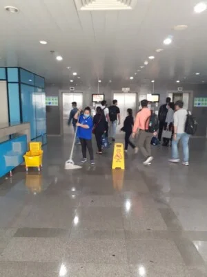 Vệ Sinh Công Nghiệp Hoàng Việt SG – Công Ty TNHH Thương Mại Dịch Vụ Phát Triển Hoàng Việt SG