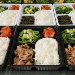 Suất Ăn Công Nghiệp Thủy Hằng – Công Ty TNHH MTV TMDV Thủy Hằng