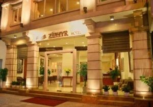 Zephyr Hotel – Công Ty TNHH Hà Khánh Đô