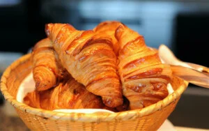 Suất Ăn Công Nghiệp Việt Nhi –  Công ty TNHH Sản xuất Thực Phẩm Việt Nhi