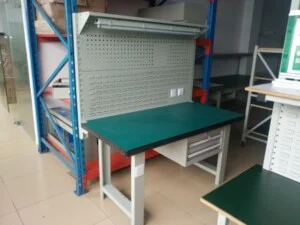 Bàn Thao Tác Long Cầm – Công Ty TNHH Tự Động Hóa Công Nghiệp Long Cầm