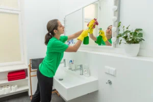 Công Ty TNHH Dịch Vụ Vệ Sinh Làm Sạch Thành Lộc