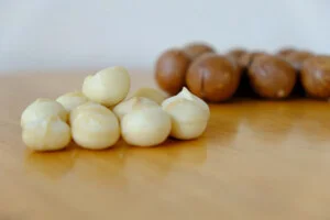 Hạt Mắc Ca Tây Nguyên – Công Ty Cổ Phần Thu Mua Và Chế Biến Nông Sản Tây Nguyên