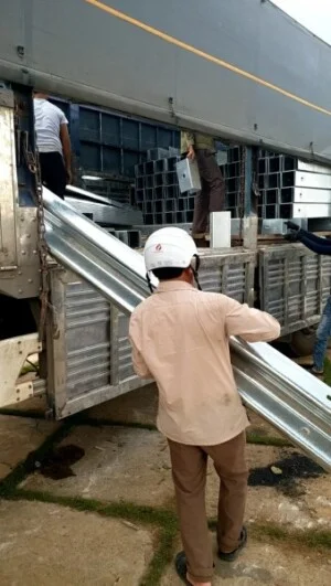 Công Ty TNHH Vận Tải Và An Toàn Đường Bộ Quỳnh Nga