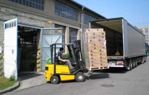 Công Ty Cổ Phần Giao Nhận Vận Chuyển Và Thương Mại Đại Hùng Phát