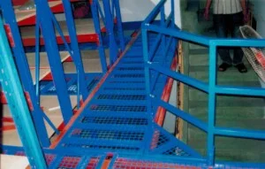Kệ Chứa Hàng Toàn Cầu – Công Ty TNHH Một Thành Viên Sản Xuất Cơ Khí Xây Dựng Toàn Cầu