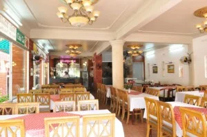 Khách Sạn Hà Thành