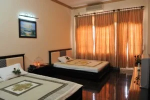 Khách Sạn Hà Thành