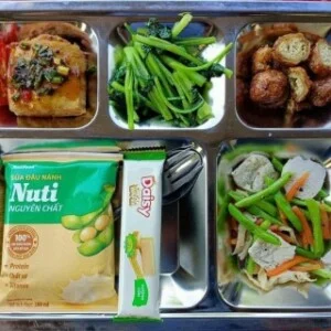 Suất Ăn Công Nghiệp Trí Trí Kiên – Công Ty Trách Nhiệm Hữu Hạn Thương Mại Dịch Vụ Trí Trí Kiên