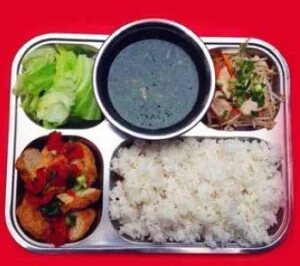 Nhà Cung Cấp Suất Ăn Công Nghiệp – Công Ty TNHH Dịch Vụ Hà Trân