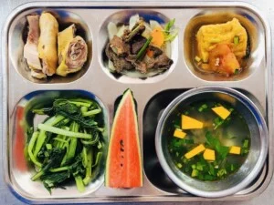 Suất Ăn Công Nghiệp Yoli – Công Ty TNHH Yoli