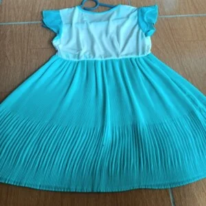 Gia Công Xếp Ly Tín Hùng Oanh – Cơ Sở Dập Ly Vải Và ép Ly Vải Tín Hùng Oanh