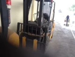 Xe Nâng Thuận Vĩnh – Công Ty TNHH Dịch Vụ Kỹ Thuật Thuận Vĩnh