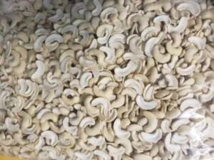 Hạt Điều Huệ – Công Ty TNHH Xuất Nhập Khẩu Vũ Huệ