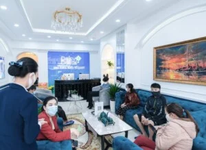 Đại Lý Vé Máy Bay Huỳnh Trân – Công Ty TNHH Xây Dựng Thương Mại Dịch Vụ Huỳnh Trân