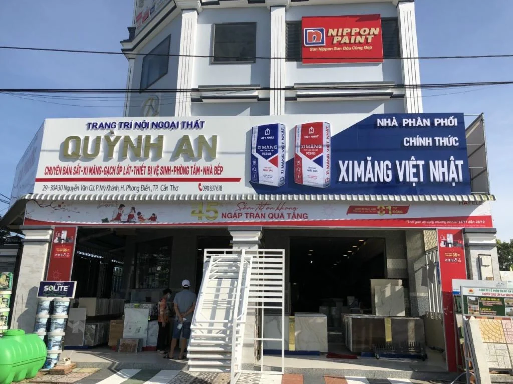 Công Ty TNHH Đầu Tư Royal Group