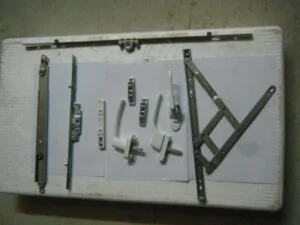 Cửa Hoàn Thiện – Công Ty CP Đầu Tư Sản Xuất Thương Mại Cửa Khóa Hoàn Thiện