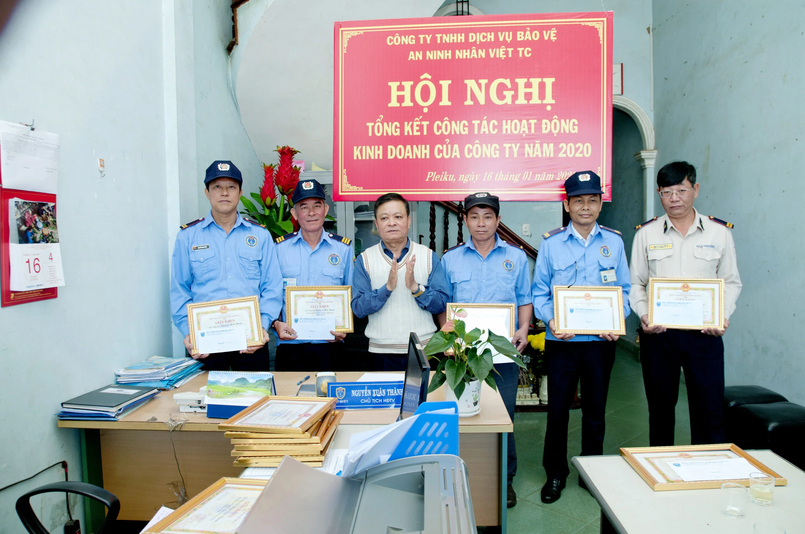Công Ty TNHH Dịch Vụ Bảo Vệ An Ninh Nhân Việt TC
