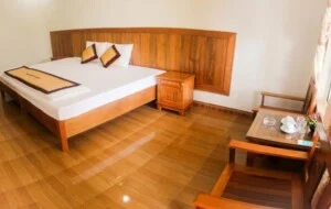 Khách Sạn Hòa Bình