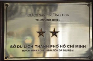 Chi Nhánh Công Ty TNHH Dịch Thuật DV TV TM Thuận Thu – Khách Sạn Trường Đua