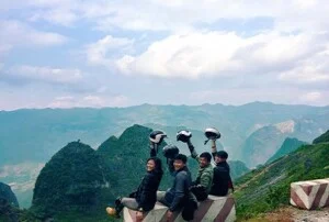 Công Ty TNHH Thương Mại và Dịch Vụ Du Lịch Zonitrip