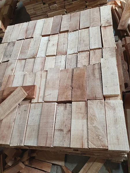 Gỗ Ngọc ánh – Công Ty TNHH Một Thành Viên Sản Xuất Thương Mại Dịch Vụ Ngọc ánh