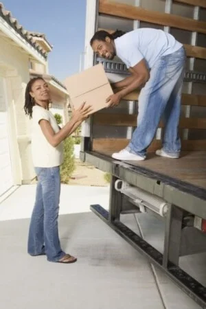 Công Ty Cổ Phần Tiếp Vận Thế Giới Chuyển Phát Nhanh