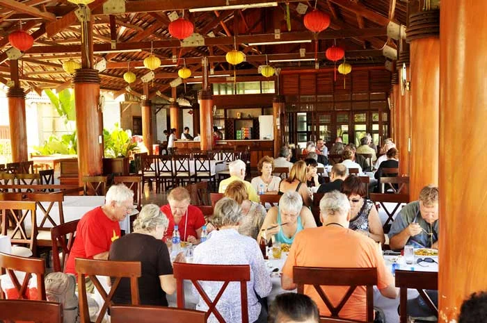 Khu Du Lịch Sa Huỳnh – Công Ty Cổ Phần Du Lịch Quảng Ngãi
