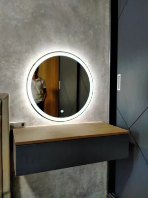 Xưởng Cắt Gương Dán Tường Trang Trí Nghệ Thuật Theo Yêu Cầu Thủ Đô Glass – Công Ty Cổ Phần Thủ Đô Glass