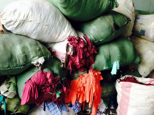 Trung Tâm Thu Mua Phế Liệu sắt thép D2