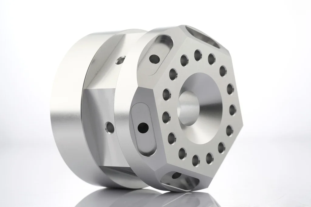 Công Ty TNHH Cơ Khí – Xây Dựng Bách Tùng