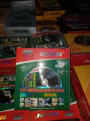 Nhà Phân Phối Đình Trưởng
