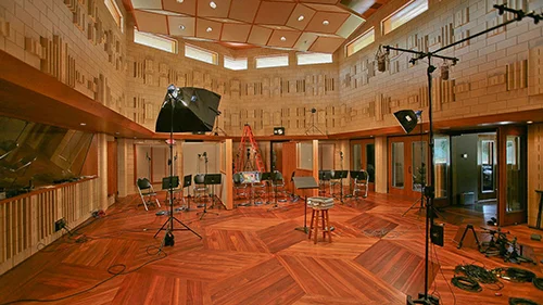 Công Ty TNHH Trang Trí Nội Thất Mộc Hòa Bình