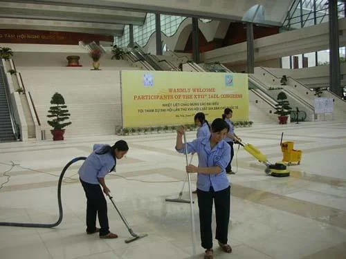 Vệ Sinh Công Nghiệp MyCom – Công Ty TNHH TM DV Công Nghiệp MyCom