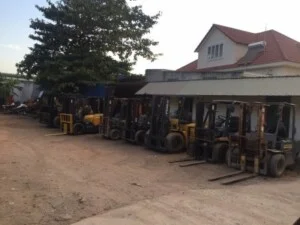 Xe Nâng Linh Lam Thành – Công Ty TNHH Linh Lam Thành Transport