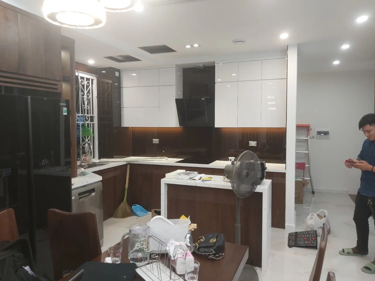 Cơ Sở Nhôm Kính Công Vụ
