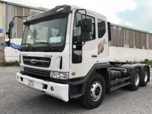 Công Ty TNHH Thương Mại Ô Tô Hoàng Long