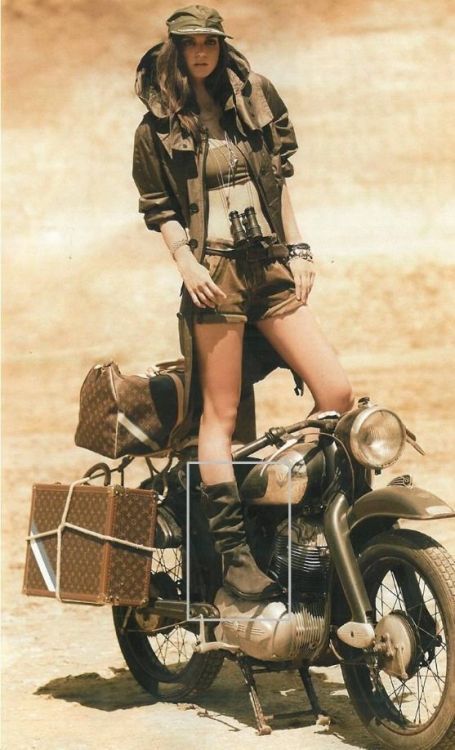 Giày Boots Alissaboots.com