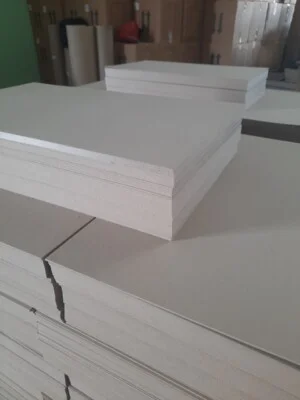 Giấy Carton Bìa Cứng Kinh Lam Phát – Công Ty TNHH Sản Xuất Thương Mại Kinh Lam Phát