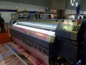 Công Ty TNHH Quảng Cáo Và Nội Thất Hoàng Tùng