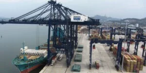 Cho Thuê Xe Nâng Xe Cẩu Thành Tài – Công Ty TNHH Thương Mại Và Dịch Vụ Vận Tải Thành Tài