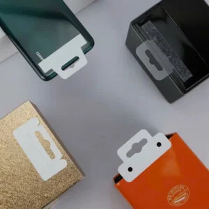 Thẻ Treo Nhựa Dán Băng Keo 3M Hang Tabs  – Công Ty TNHH SPK Packaging