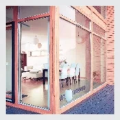 Công Ty TNHH Kính – Trang Trí Nội Thất Hoà Bình