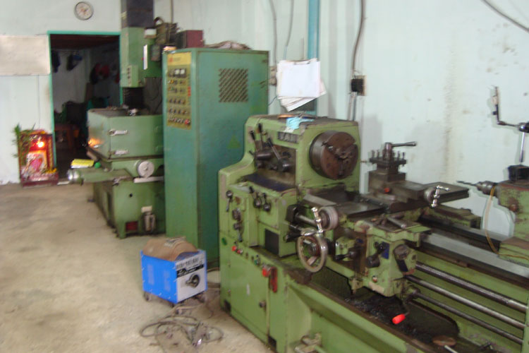 Khuôn Mẫu Phương Duy – Công Ty TNHH Cơ Khí Chế Tạo Khuôn Mẫu Phương Duy